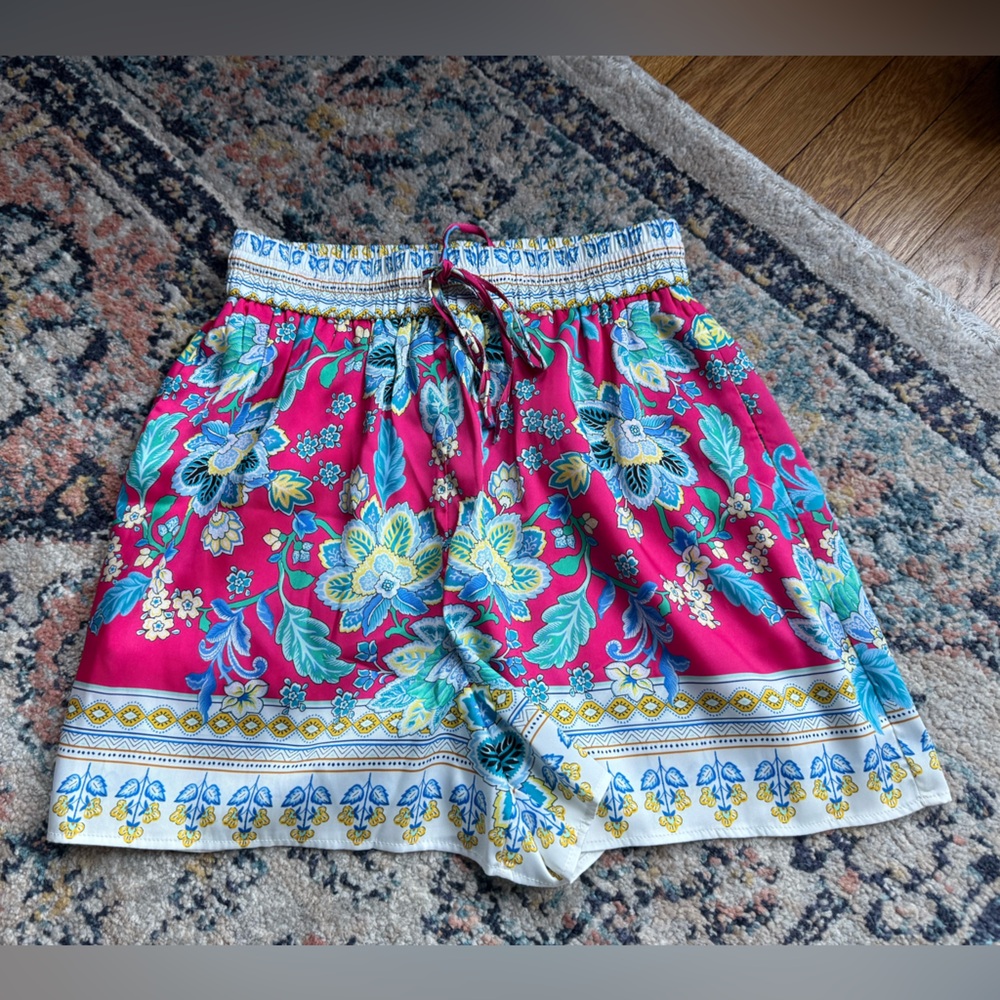 Anthropologie Maeve Silky Printed Shorts - Size Small - NWT